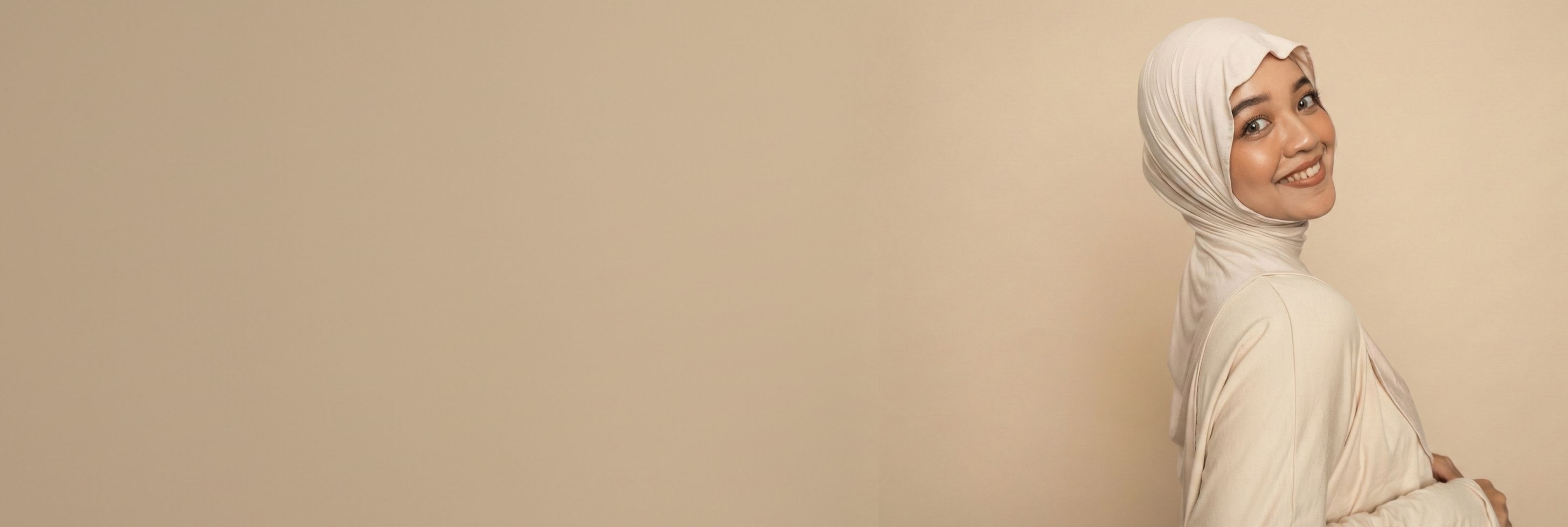 Laina Label - Pesona, Dirajut Sederhana